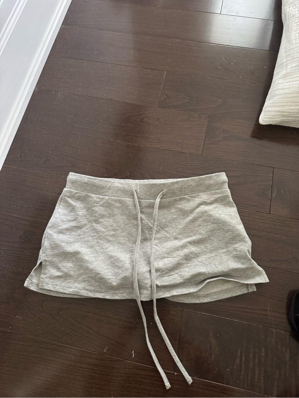 edikted grey skort